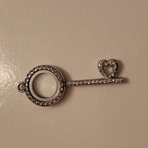 Key locket